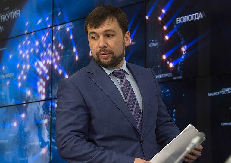 Денис Пушилин, председатель народного совета ДНР с сентября 2015 года, постоянный полномочный представитель самопровозглашенной республики на переговорах трехсторонней контактной группы в Минске &lt;BR>
До 2014 года был функционером возрожденной финансовой пирамиды «МММ» Сергея Мавроди. Затем, когда на основе ее была создана одноименная партия, стал ее членом. В апреле 2014 года был назначен заместителем «народного губернатора» Донецкой области Павла Губарева, возглавлял митинги местных жителей. 7 сентября 2018 года народный совет ДНР назначил господина Пушилина и.о. главы самопровозглашенной республики